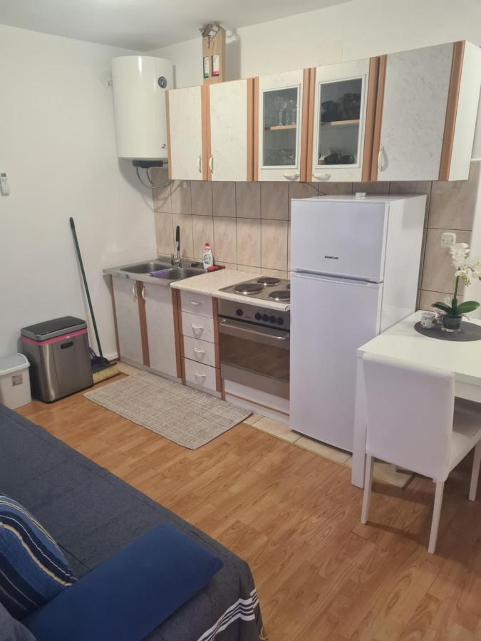 Apartments Lana - 30 M From The Sea Seline ภายนอก รูปภาพ